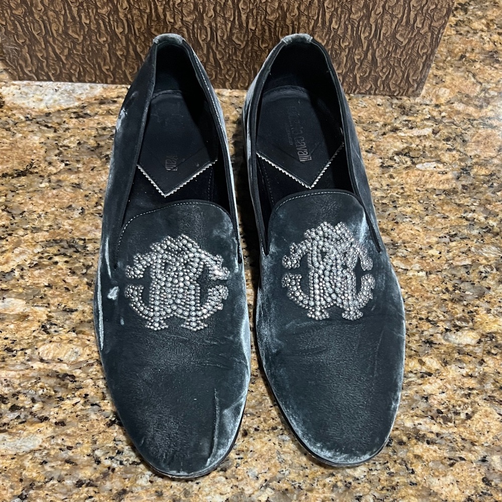 Roberto Cavalli  gray Velvet Loafers with Crystal Embellishment Eu size 43.